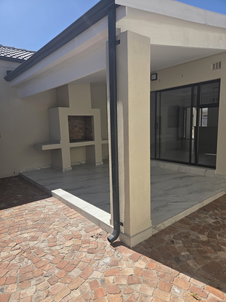3 Bedroom Property for Sale in Soneike Western Cape